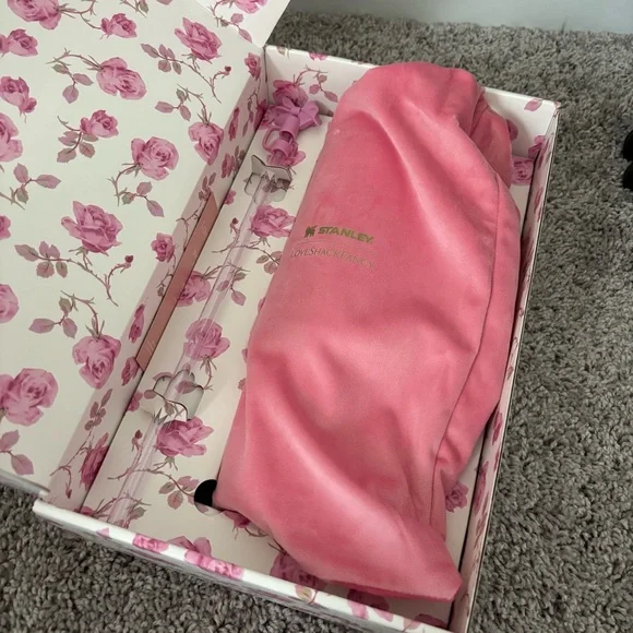 Stanley Pink and White Insulated Water Bottle - Picture 7 of 8